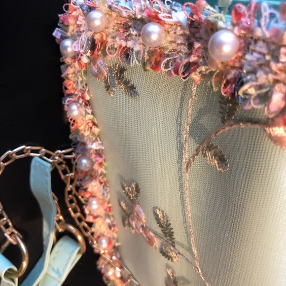 Ladies Square Flower Shoulder hand bag (Brand new) - Picture 8 of 8